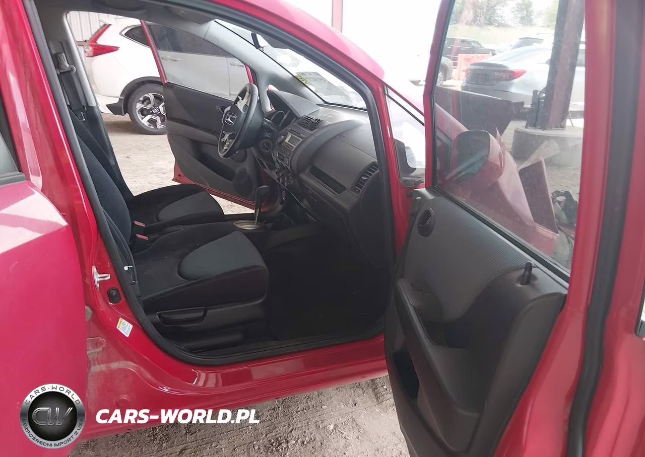 2007 Honda Fit Sport VIN:JHMGD386X7S016409 - 5