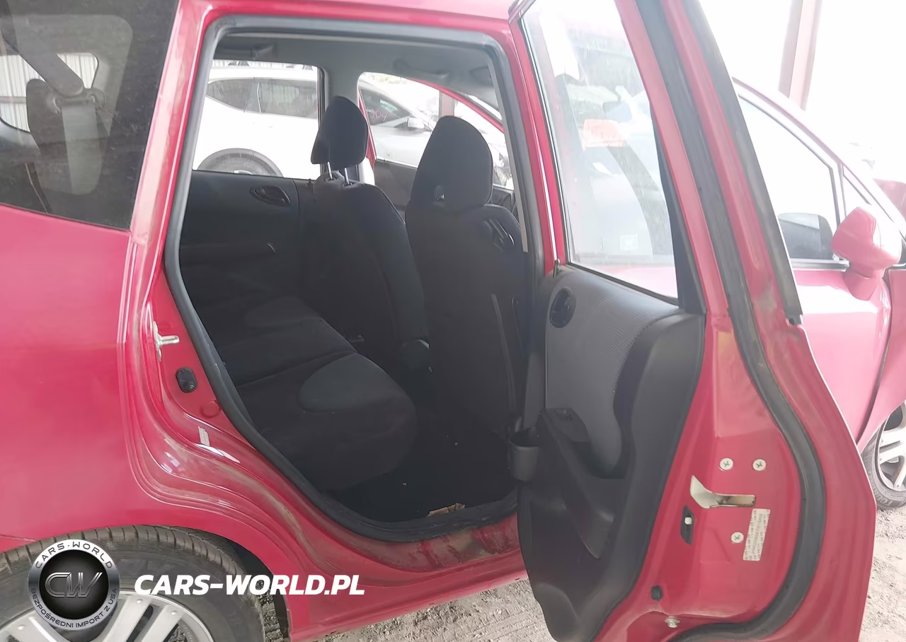 2007 Honda Fit Sport VIN:JHMGD386X7S016409 - 8