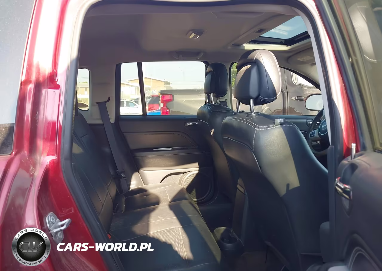 2016 Jeep Compass High Altitude Edition VIN:1C4NJCEA6GD804781 - 8