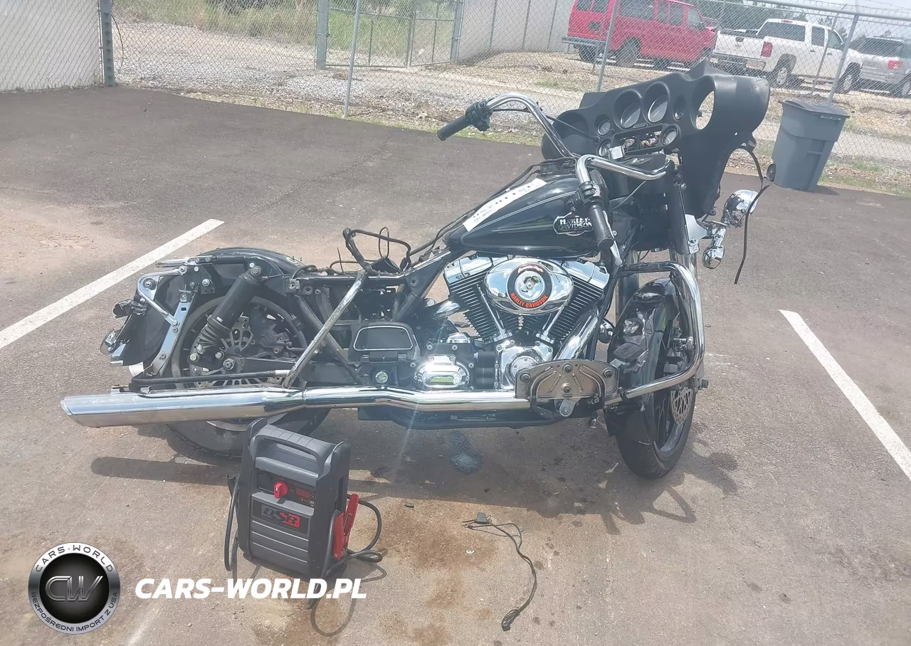 2008 Harley-Davidson Flhtcui VIN:1HD1FC4108Y654435 - 13