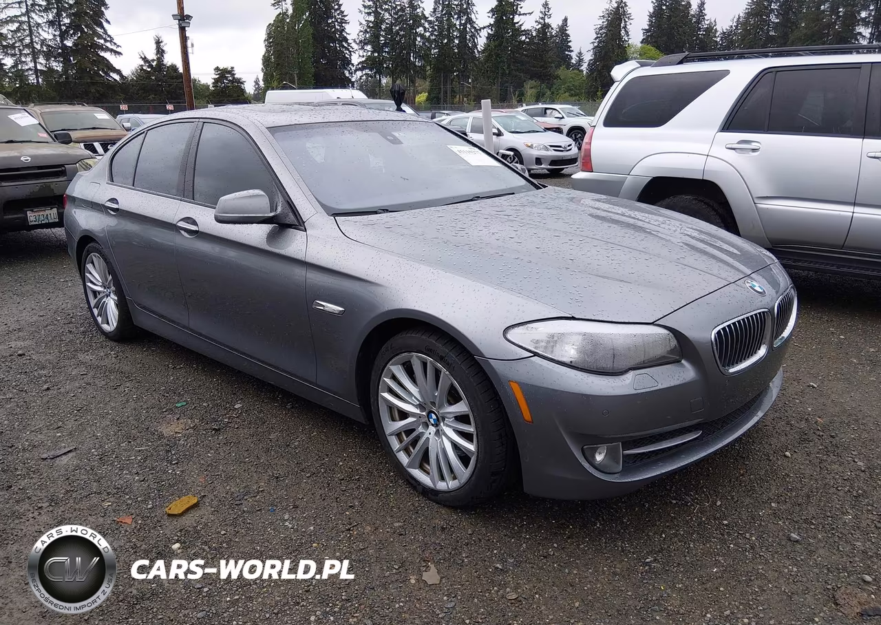 2011 BMW 550I – zdjęcie 1 z 13
