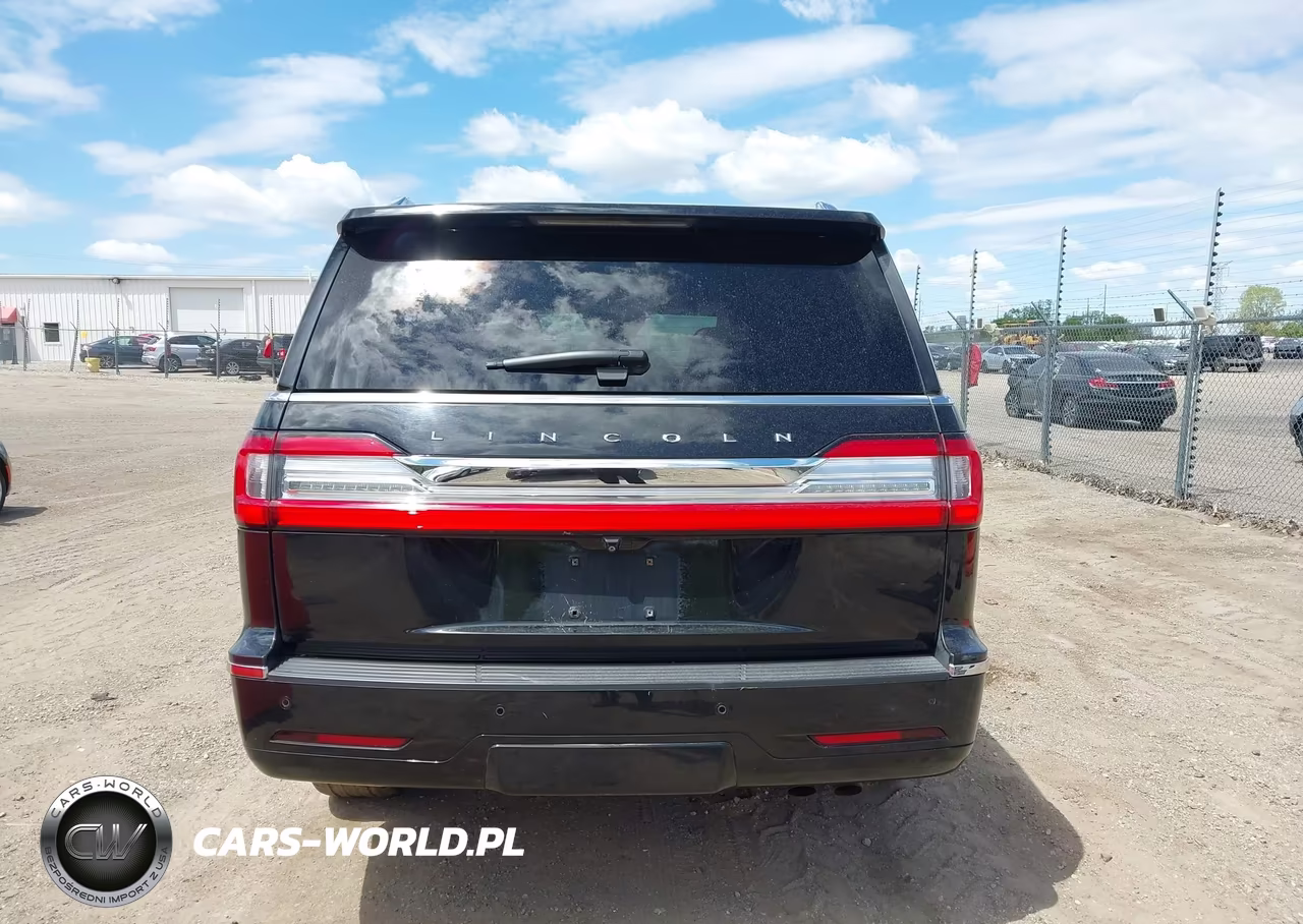 2018 Lincoln Navigator Select VIN:5LMJJ2HT1JEL04723 - 16