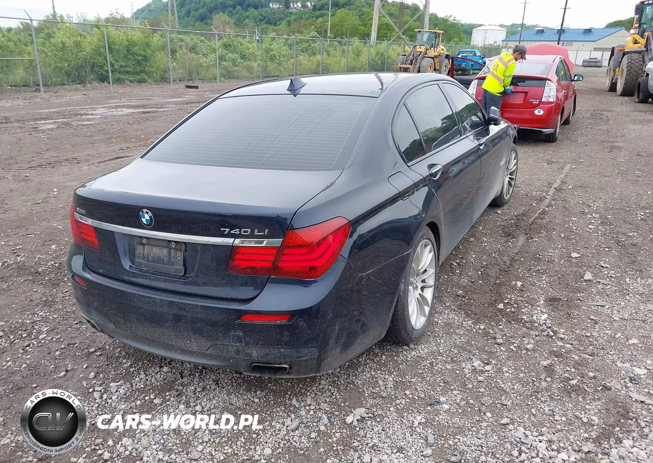 2013 BMW 740Li xDrive VIN:WBAYF4C5XDD281641 - 4