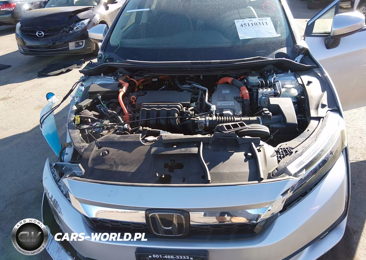 2018 Honda Clarity Plug-In Hybrid Touring VIN:JHMZC5F35JC013614 - 10