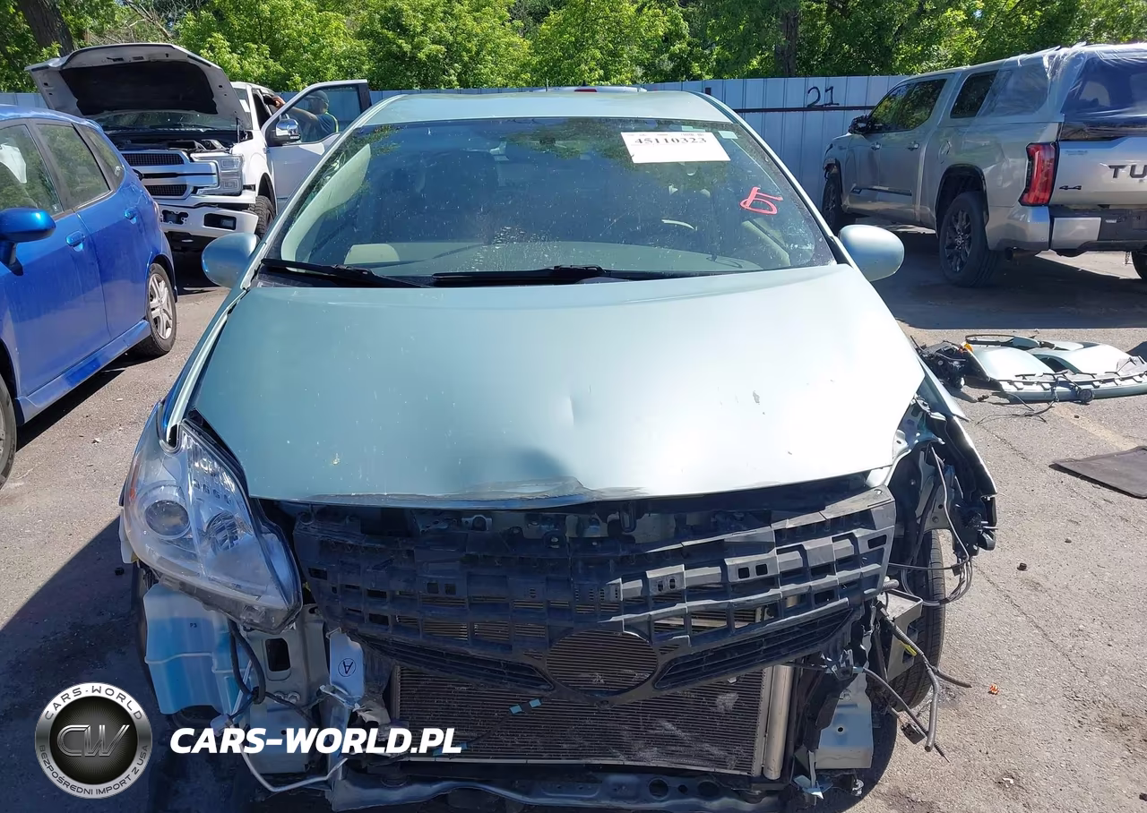 2014 Toyota Prius Three VIN:JTDKN3DU3E1769831 - 13