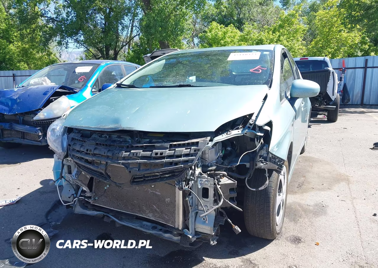 2014 Toyota Prius Three VIN:JTDKN3DU3E1769831 - 6