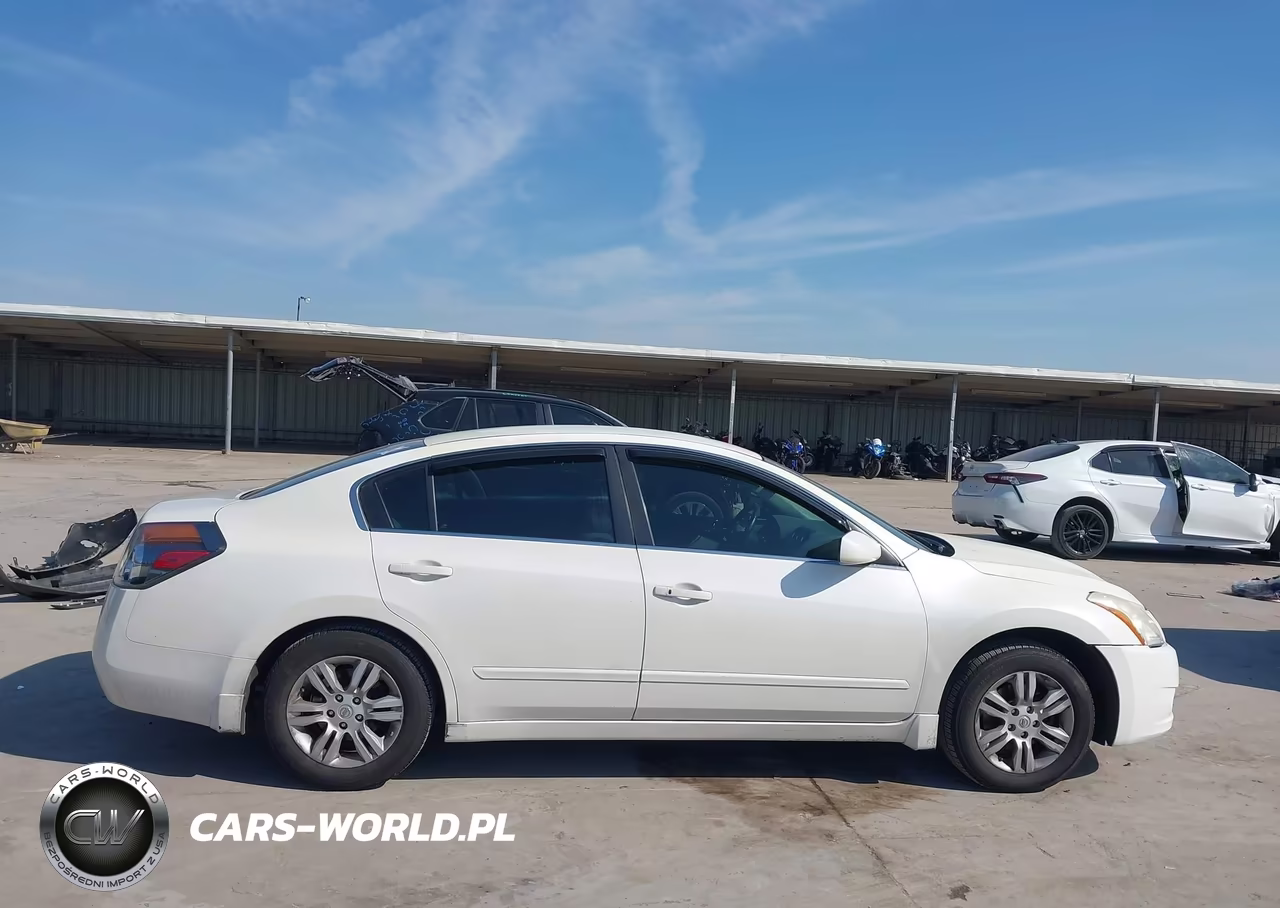 2011 Nissan Altima 2.5 S VIN:1N4AL2AP3BN514374 - 13