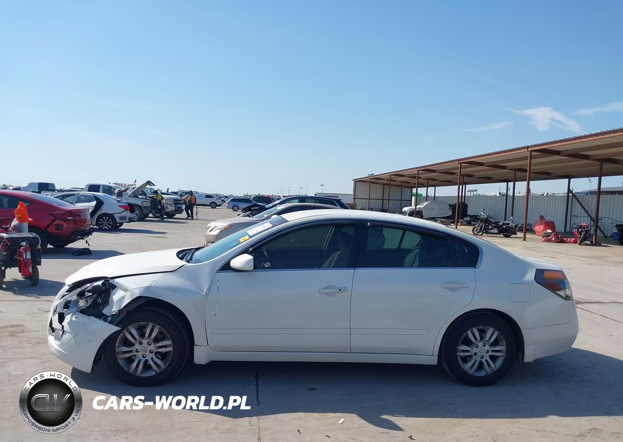 2011 Nissan Altima 2.5 S VIN:1N4AL2AP3BN514374 - 14