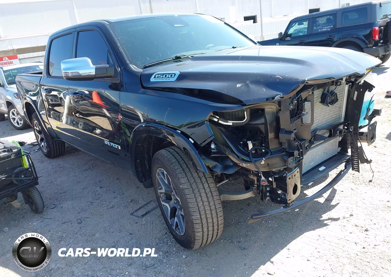 Główne zdjęcie 2026 Ram 1500 Laramie 4X4 5'7 Box
