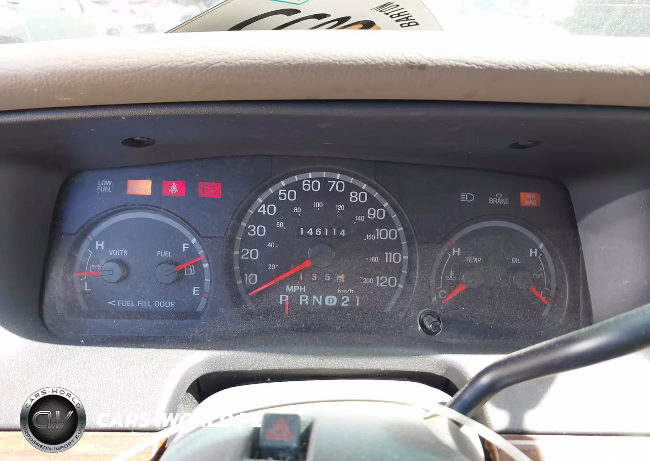 2003 Ford Crown Victoria Standard VIN:2FAFP73W53X149160 - 7