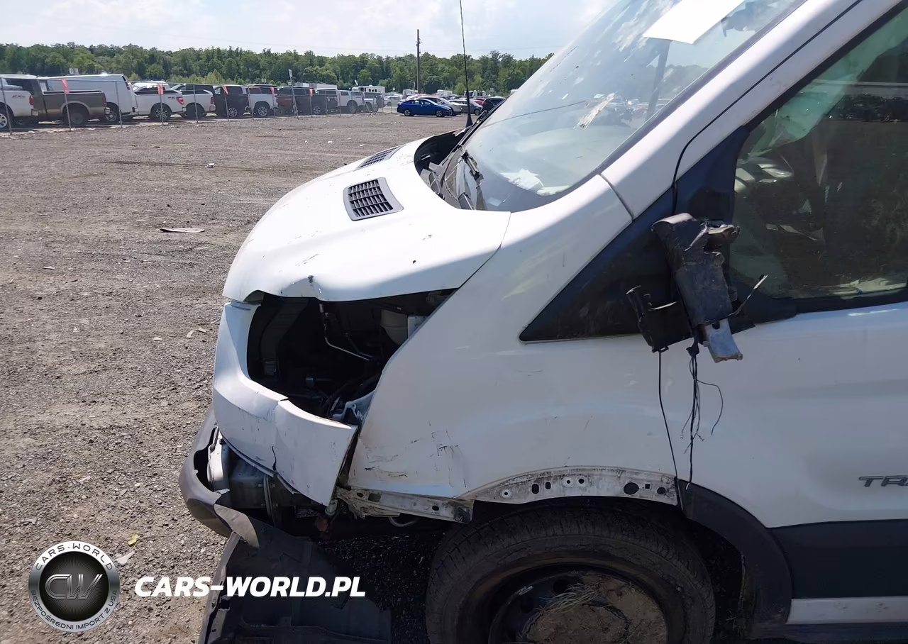 2015 Ford Transit-250 Cutaway VIN:1FDYR5PM3FKA95807 - 6