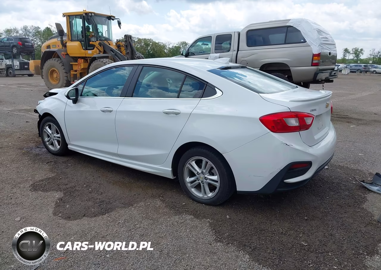 2016 Chevrolet Cruze Lt VIN:1G1BE5SM1G7271196 - 3