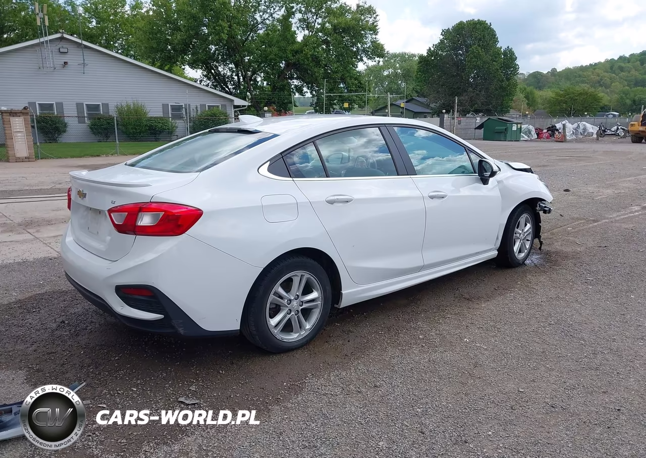 2016 Chevrolet Cruze Lt VIN:1G1BE5SM1G7271196 - 4