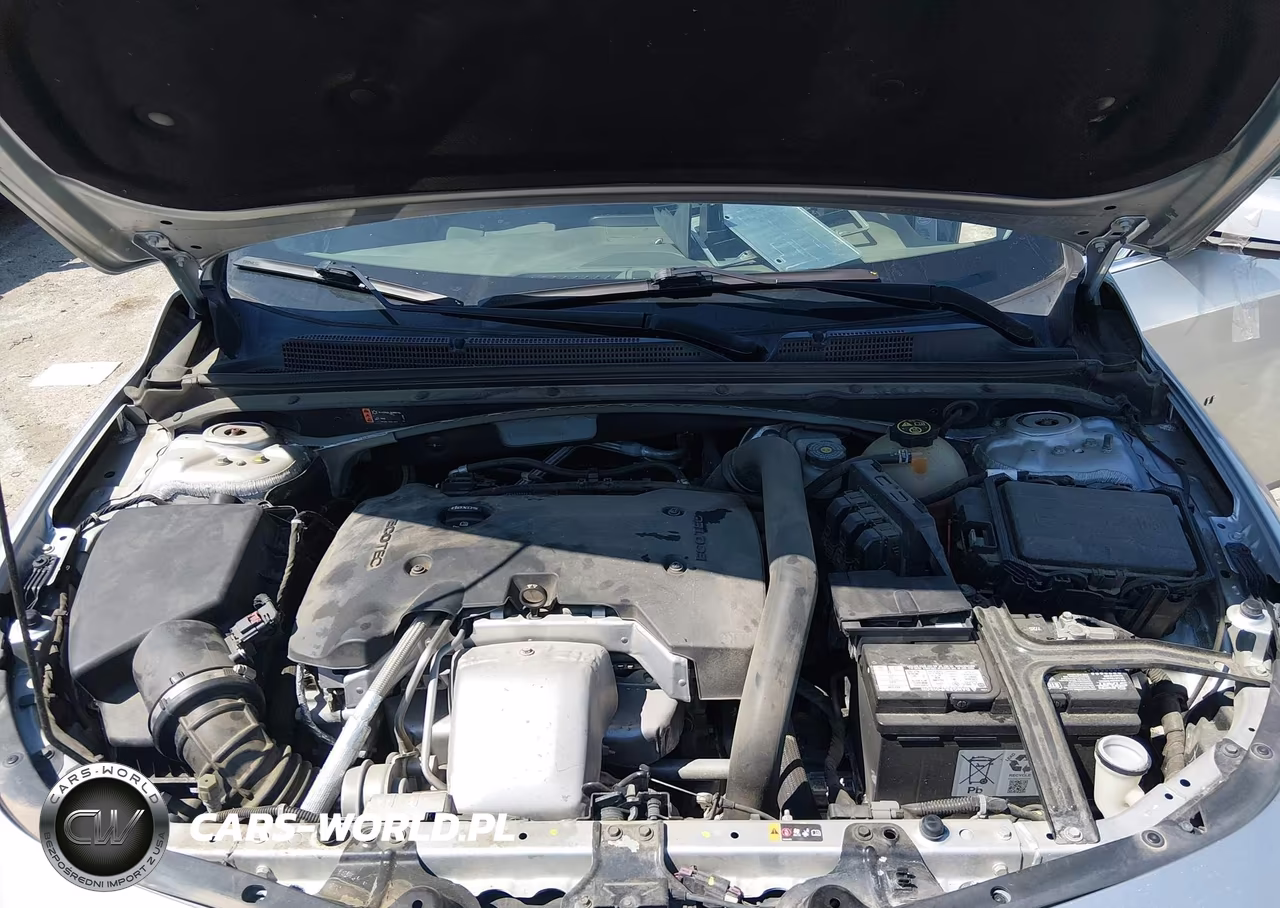 2018 Chevrolet Malibu Premier VIN:1G1ZE5SXXJF202982 - 10