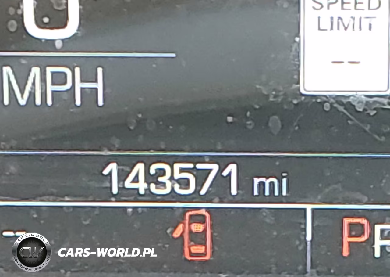 2018 Chevrolet Malibu Premier VIN:1G1ZE5SXXJF202982 - 15