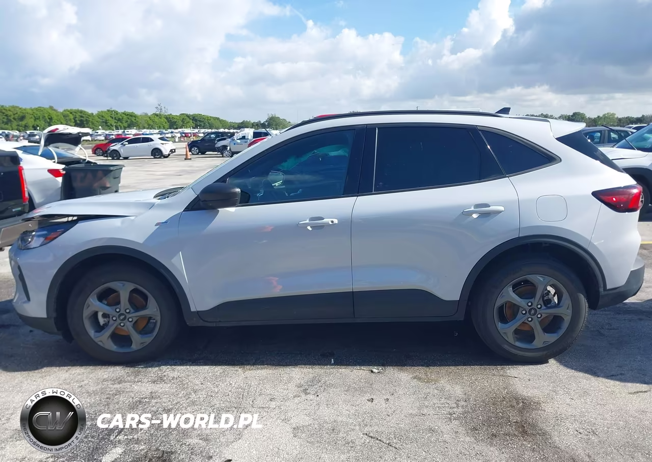 2025 Ford Escape St-Line VIN:1FMCU0MNXSUB32147 - 14