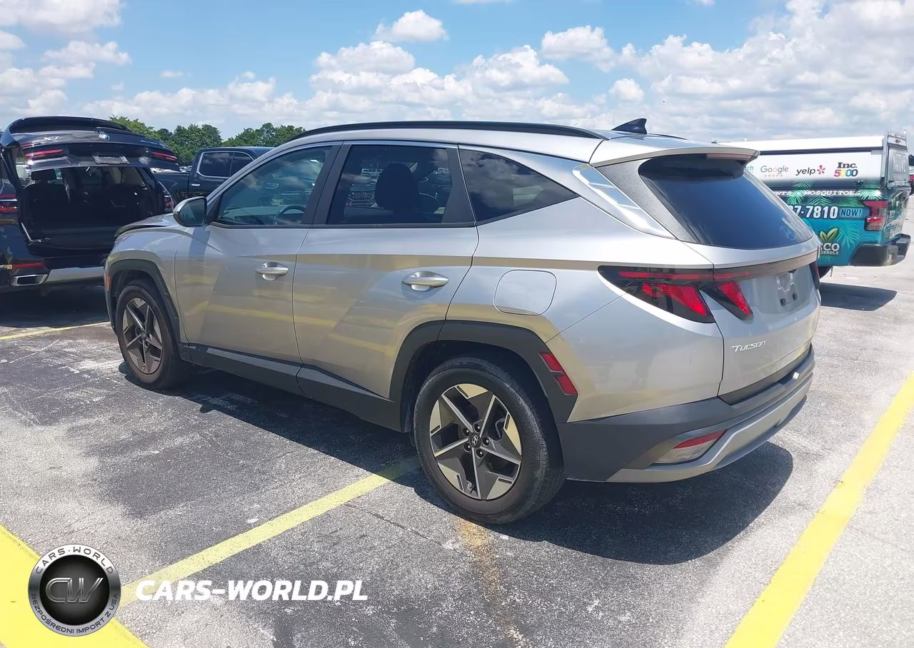 2025 Hyundai Tucson Sel VIN:5NMJB3DE3SH445180 - 3