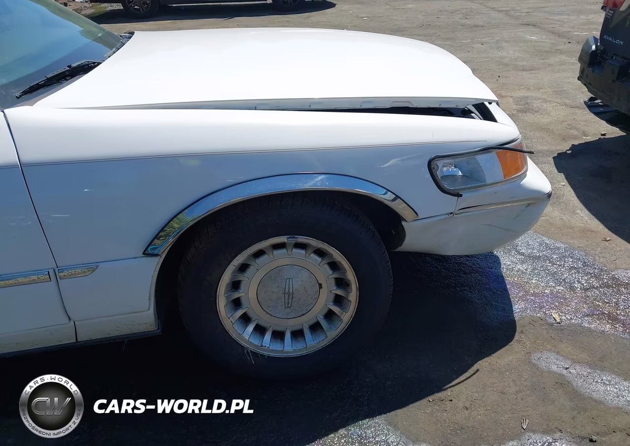2000 Mercury Grand Marquis Ls VIN:2MEFM75W7YX640884 - 18