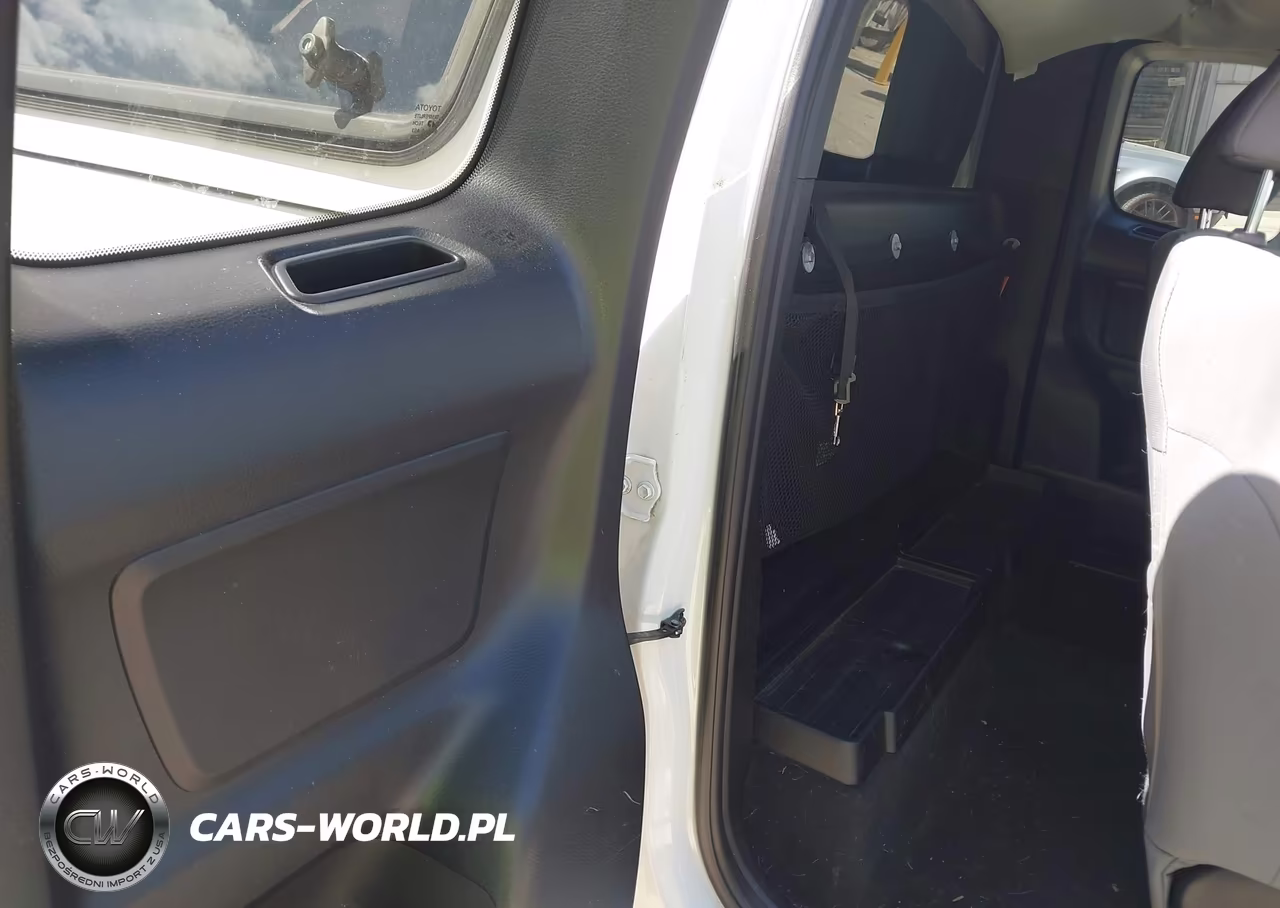 2021 Toyota Tacoma Sr VIN:3TYRX5GN4MT011253 - 8