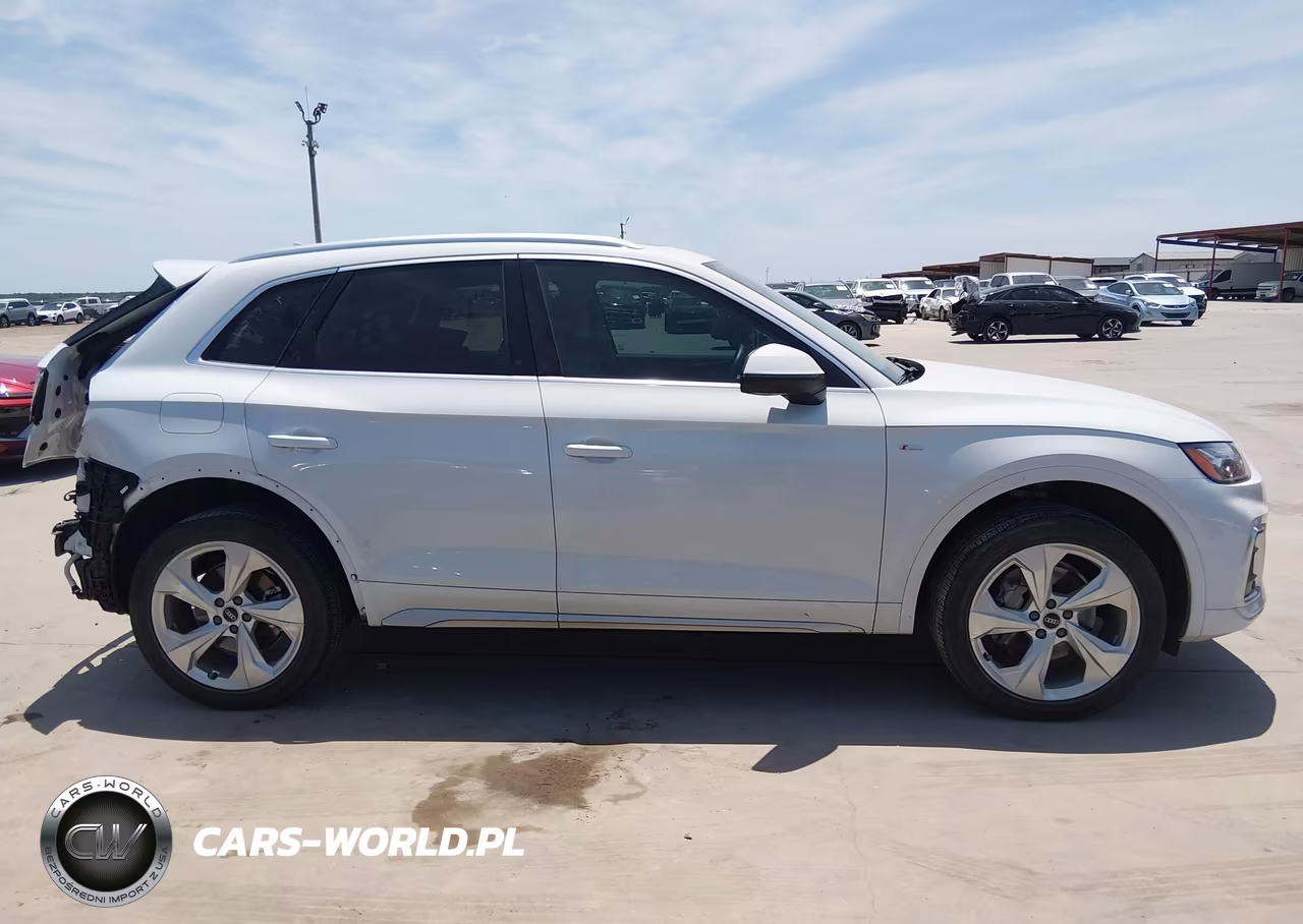 2023 Audi Q5 Premium Plus 45 Tfsi S Line Quattro VIN:WA1EAAFYXP2104445 - 14