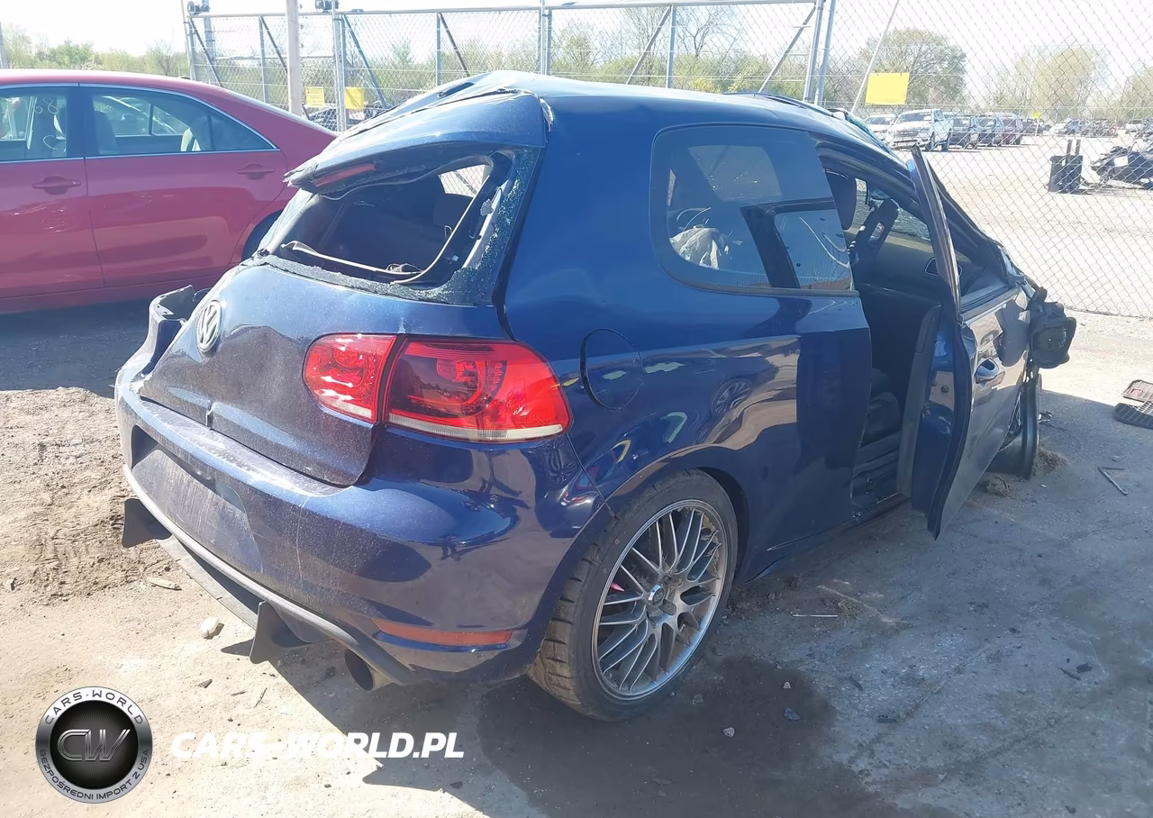 2012 Volkswagen Gti 2-Door VIN:WVWED7AJ8CW311381 - 4