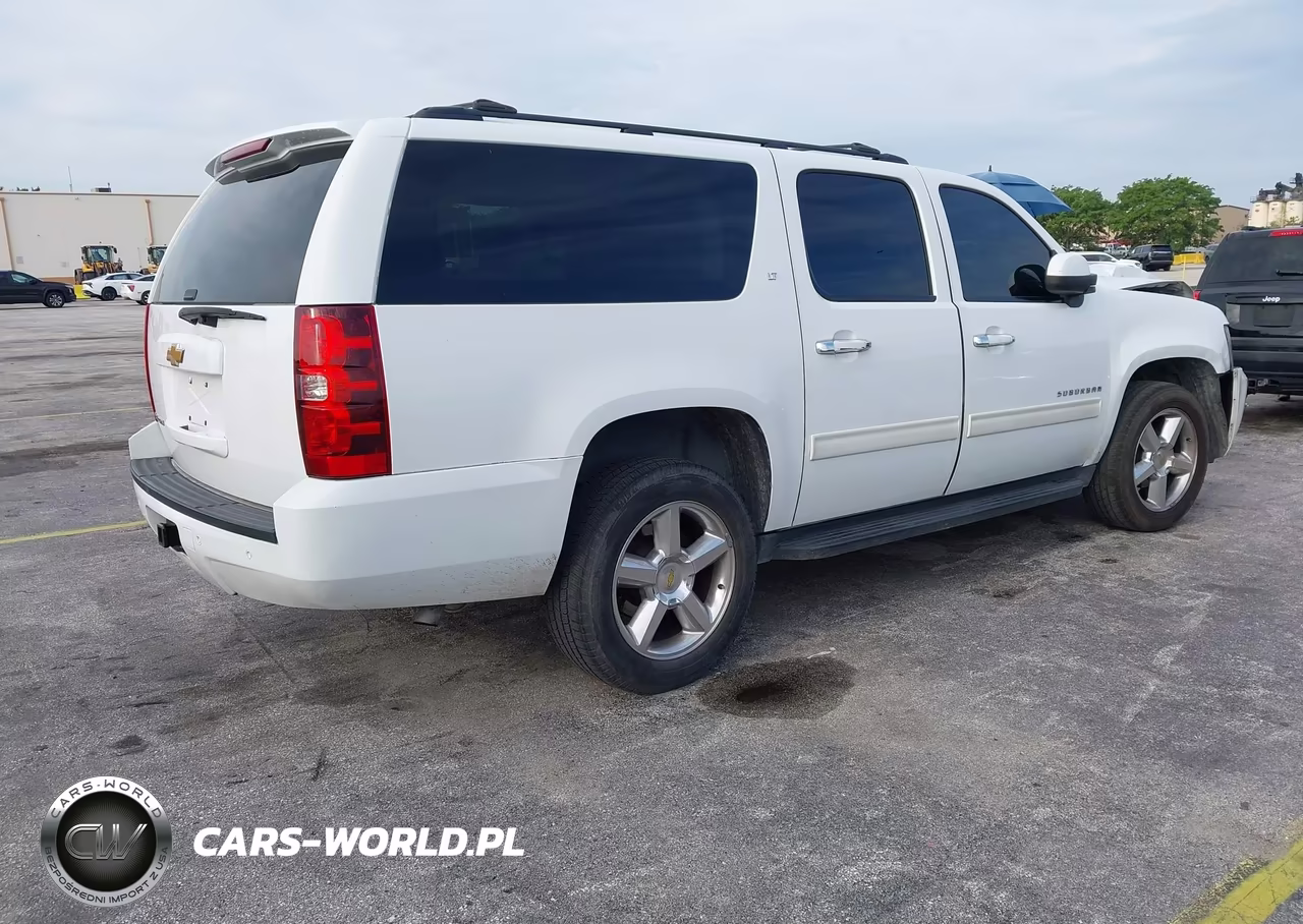 2013 Chevrolet Suburban 1500 Lt VIN:1GNSCJE07DR181301 - 4