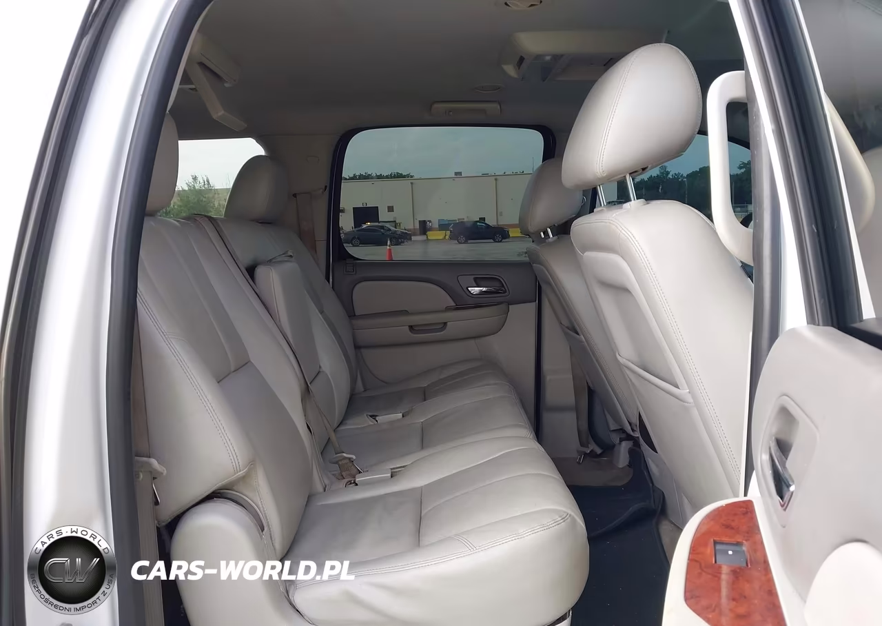 2013 Chevrolet Suburban 1500 Lt VIN:1GNSCJE07DR181301 - 8