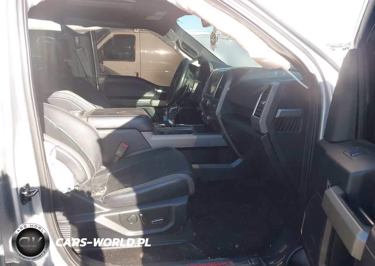 2017 Ford F-150 Raptor VIN:1FTFW1RG9HFC88981 - 5