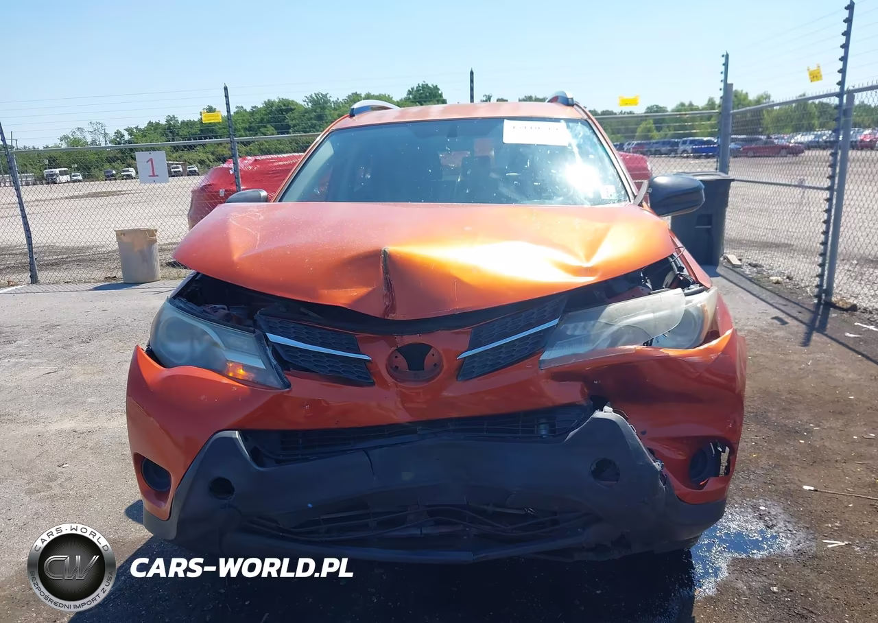 2015 Toyota Rav4 Le VIN:JTMZFREV5FD052756 - 12