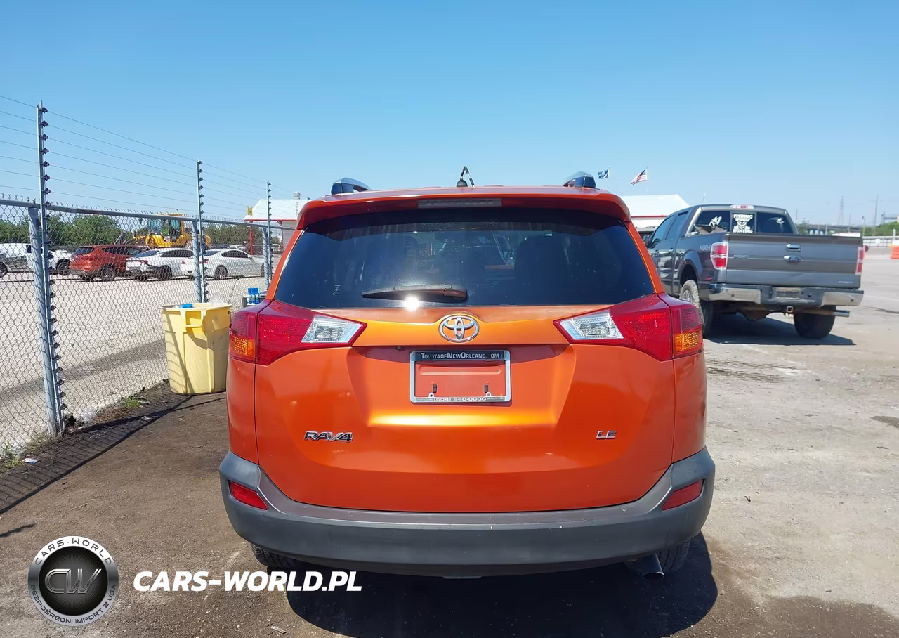 2015 Toyota Rav4 Le VIN:JTMZFREV5FD052756 - 16