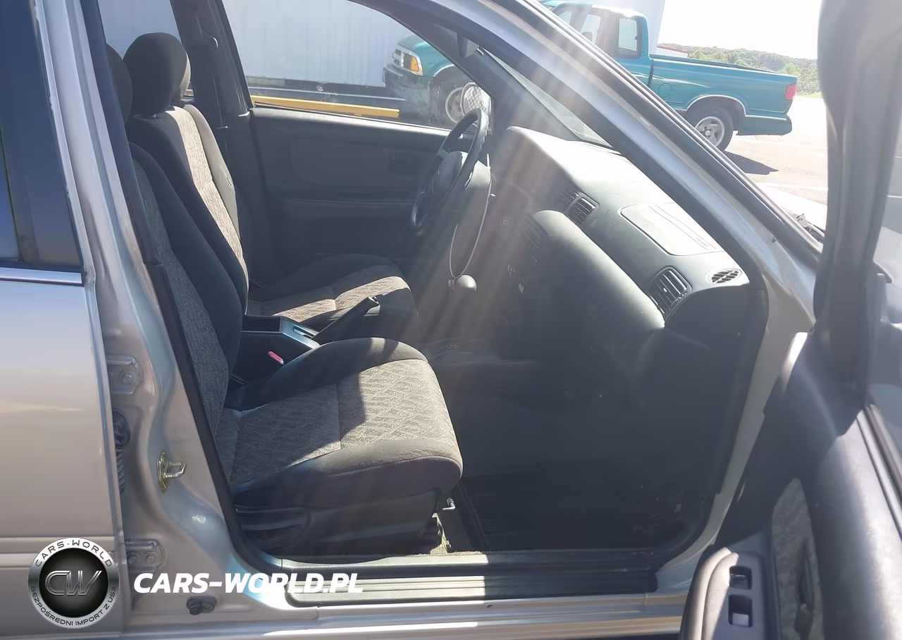 1999 Nissan Sentra Gxe-Xe VIN:3N1AB41D0XL111820 - 5