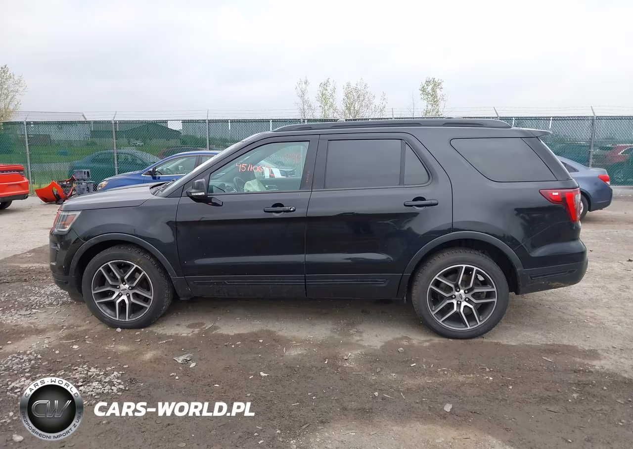 2019 Ford Explorer Sport VIN:1FM5K8GT0KGB52316 - 14
