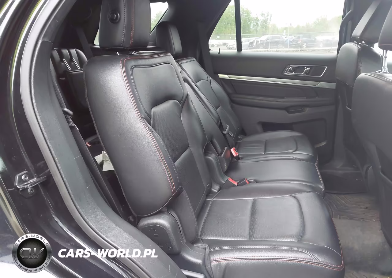2019 Ford Explorer Sport VIN:1FM5K8GT0KGB52316 - 8