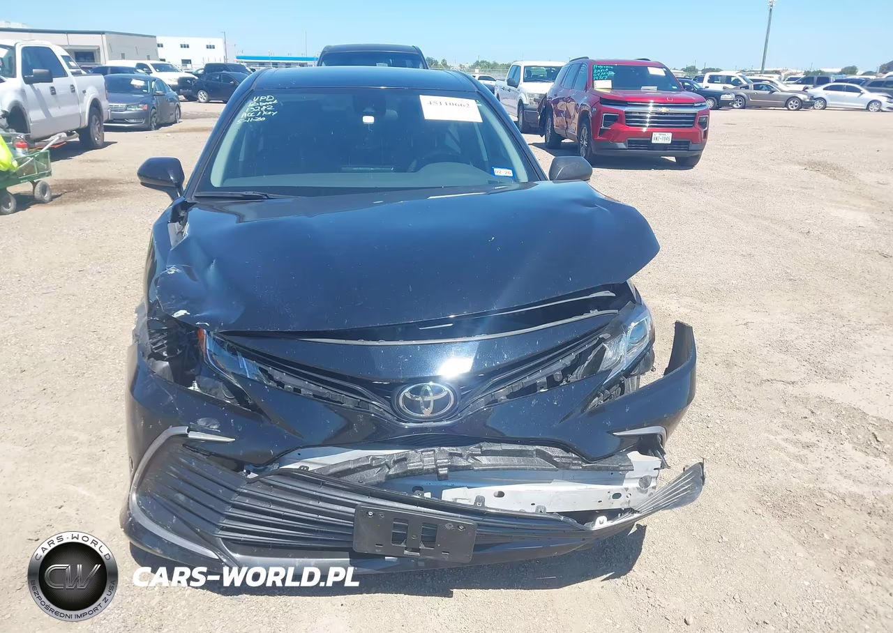 2022 Toyota Camry Le VIN:4T1C11AK2NU631442 - 12