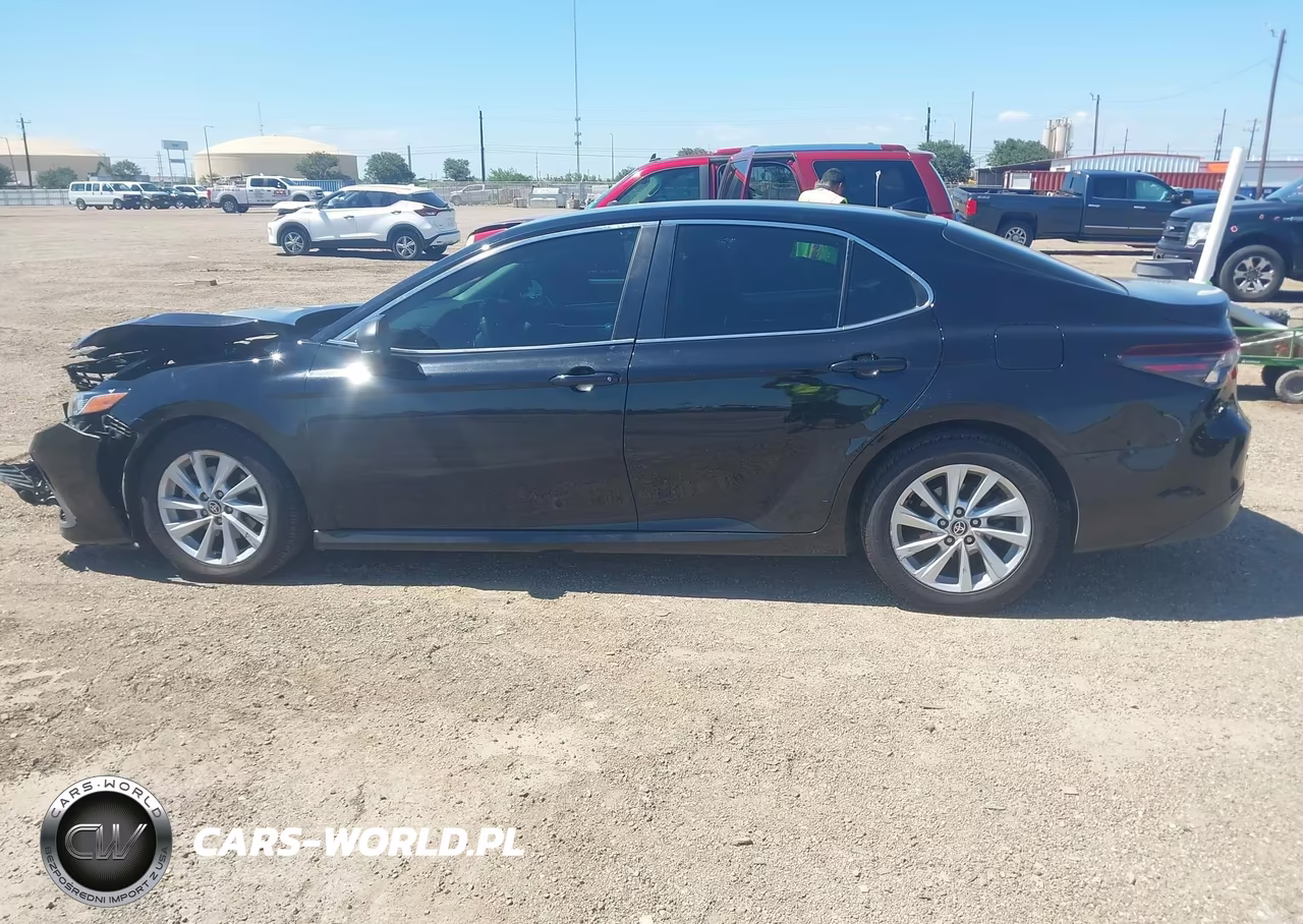 2022 Toyota Camry Le VIN:4T1C11AK2NU631442 - 14