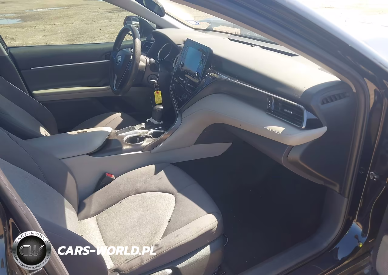 2022 Toyota Camry Le VIN:4T1C11AK2NU631442 - 5