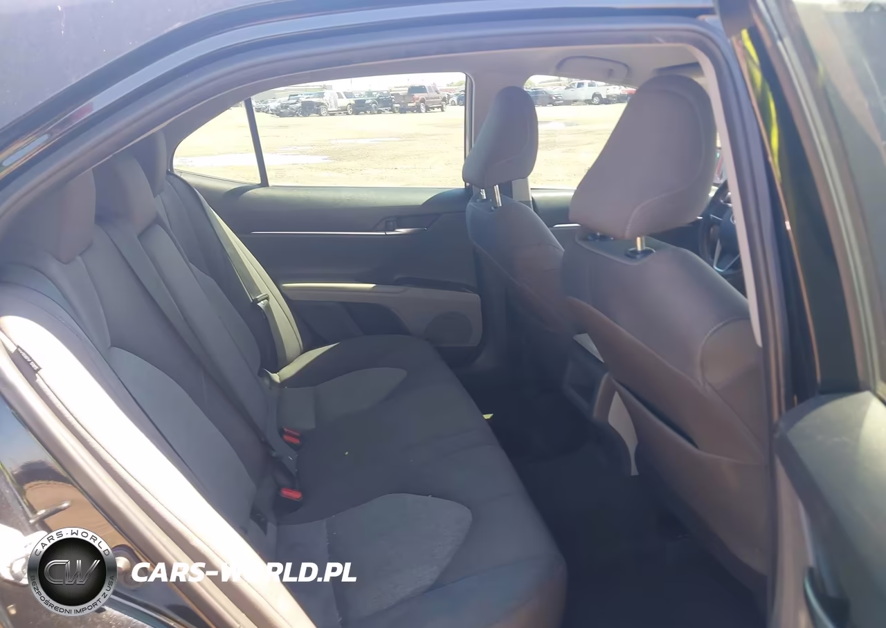 2022 Toyota Camry Le VIN:4T1C11AK2NU631442 - 8