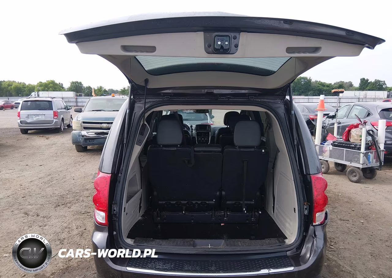 2019 Dodge Grand Caravan Sxt VIN:2C4RDGCG9KR682592 - 12