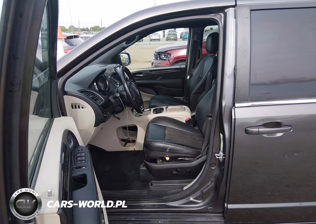2019 Dodge Grand Caravan Sxt VIN:2C4RDGCG9KR682592 - 13