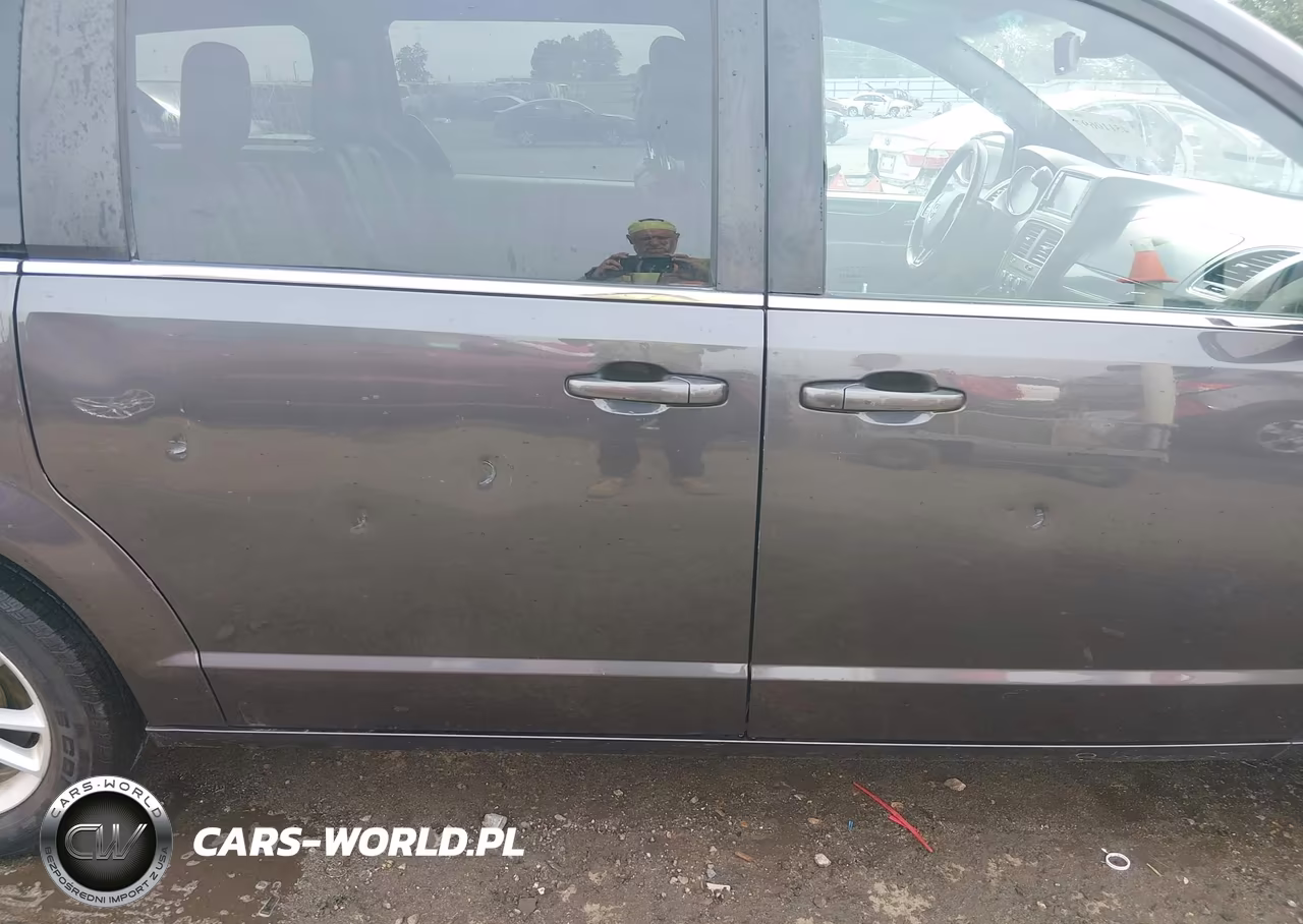 2019 Dodge Grand Caravan Sxt VIN:2C4RDGCG9KR682592 - 14