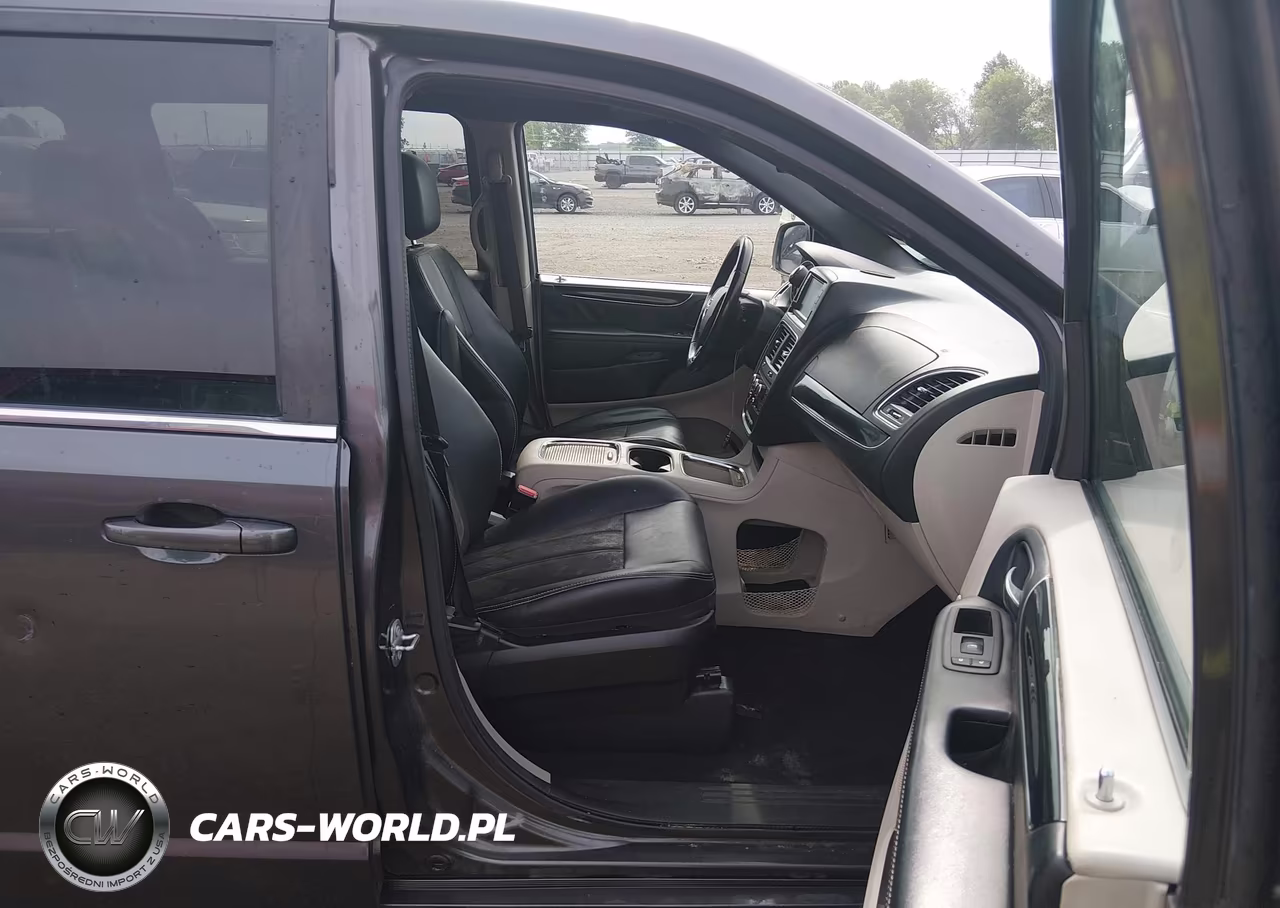 2019 Dodge Grand Caravan Sxt VIN:2C4RDGCG9KR682592 - 5