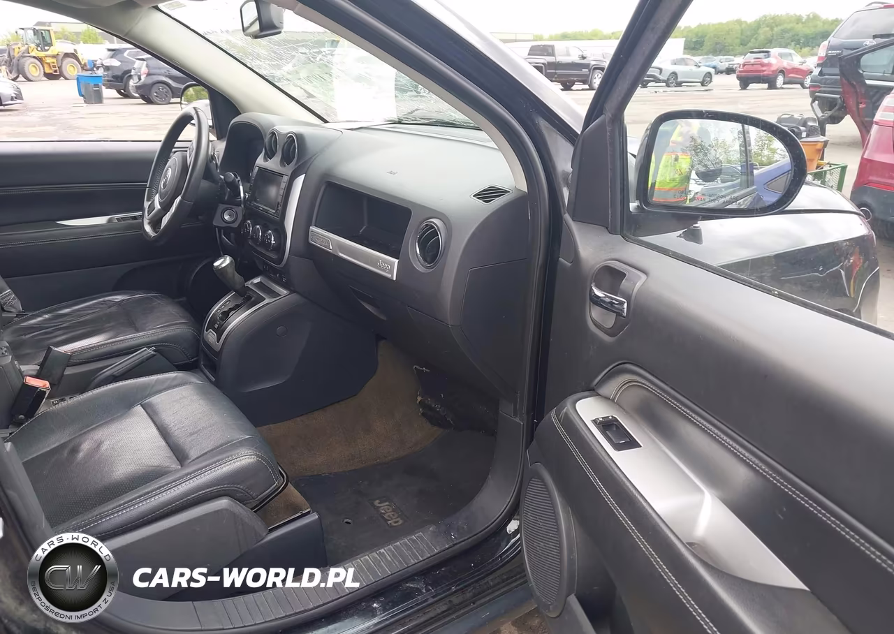 2017 Jeep Compass High Altitude 4X4 VIN:1C4NJDEB6HD126503 - 5