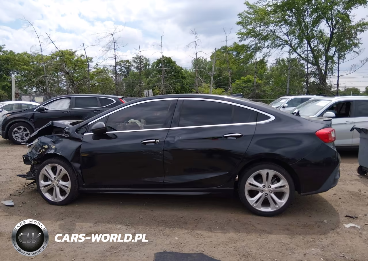 2017 Chevrolet Cruze Premier Auto VIN:1G1BF5SM1H7203513 - 14