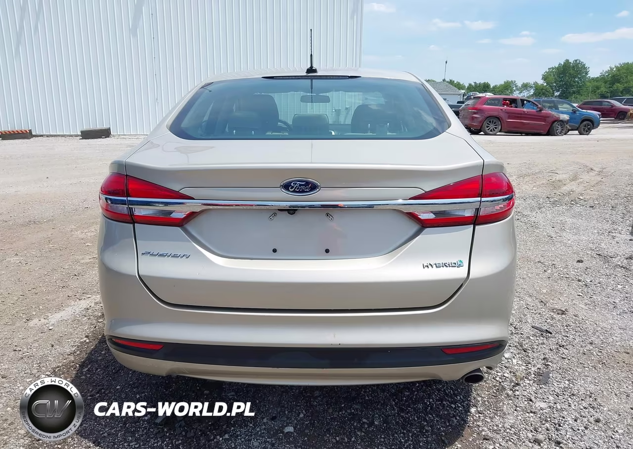 2018 Ford Fusion Hybrid S VIN:3FA6P0UUXJR100438 - 16