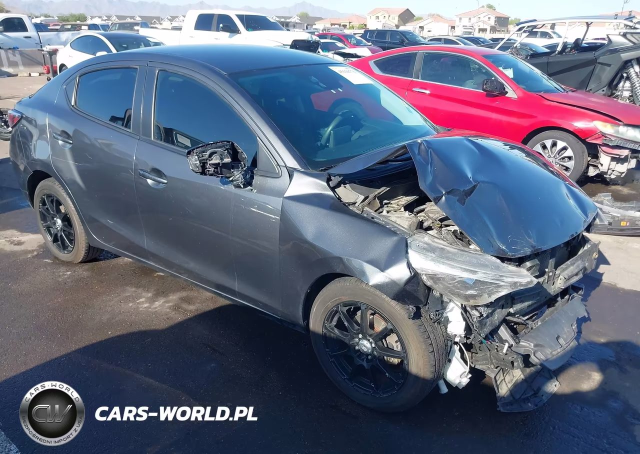 2017 Toyota Yaris Ia – zdjęcie 1 z 17