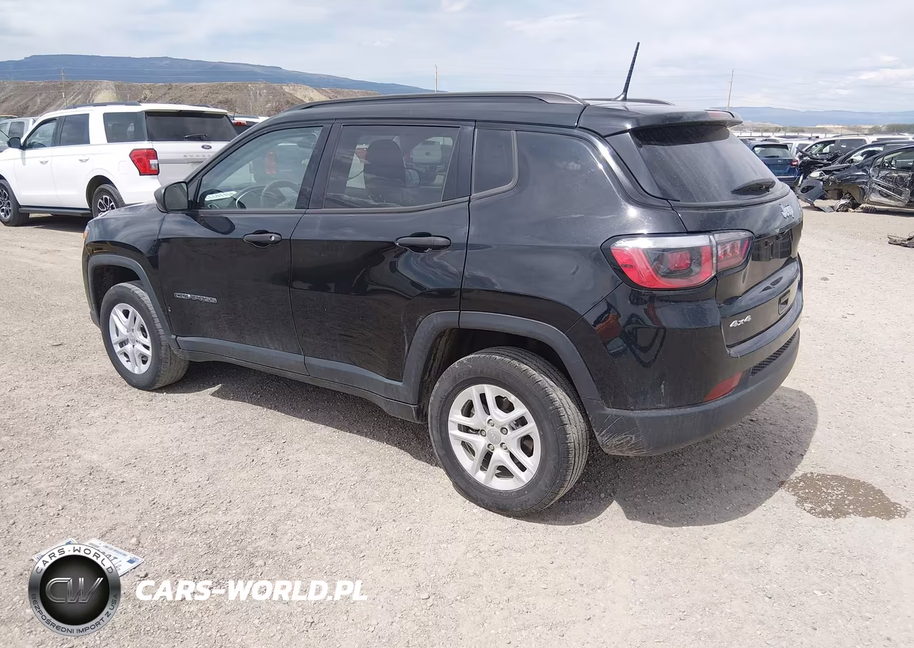 2018 Jeep Compass Sport VIN:3C4NJDAB5JT392228 - 3