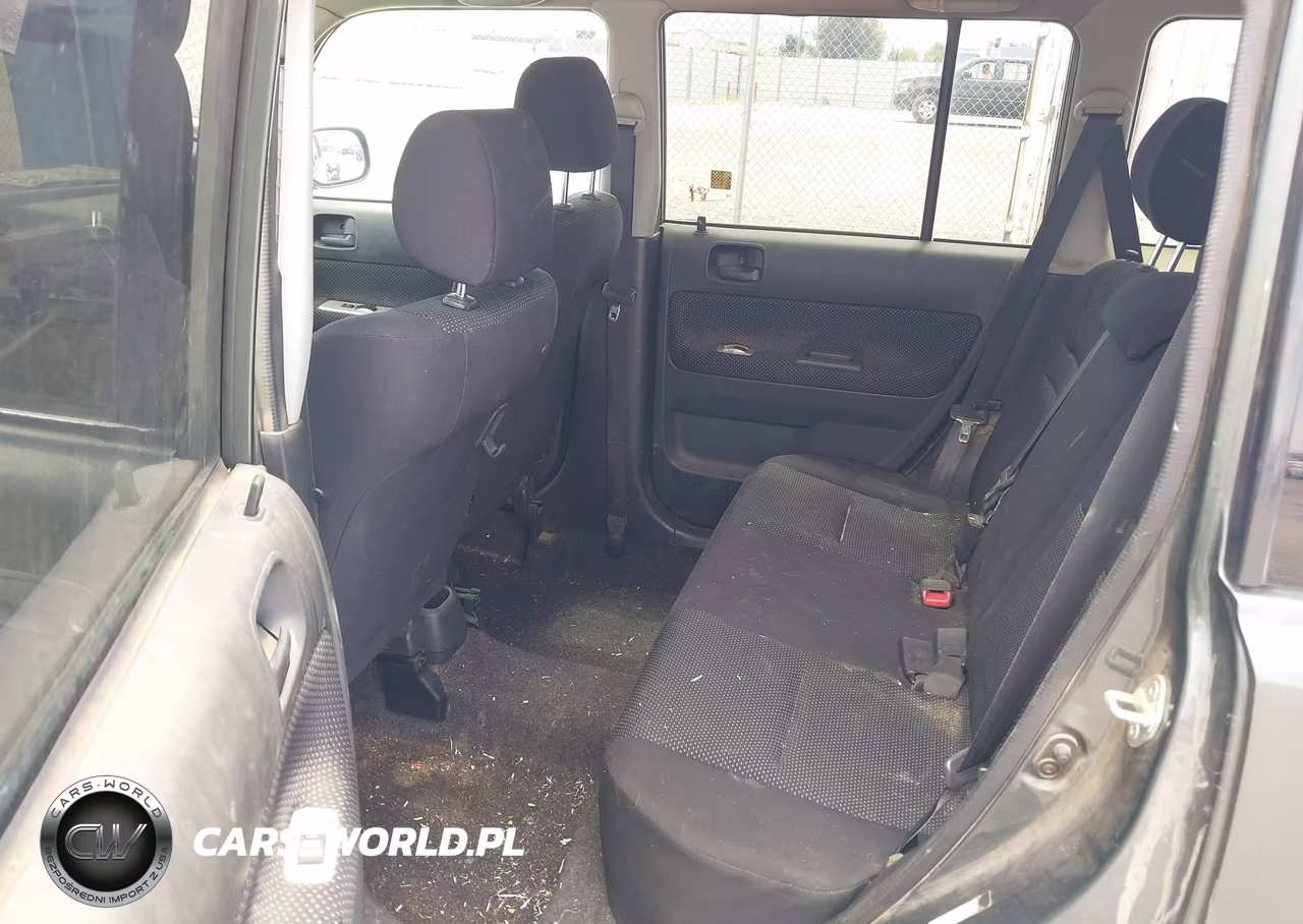 2004 Scion Xb VIN:JTLKT334740159401 - 8