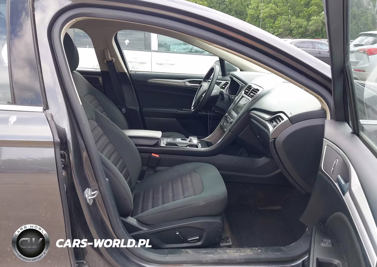 2018 Ford Fusion Hybrid Se VIN:3FA6P0LU3JR286888 - 5