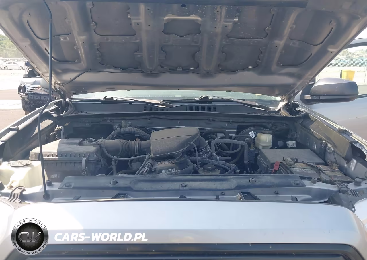 2017 Toyota Tacoma Sr VIN:5TFSX5EN9HX055670 - 10