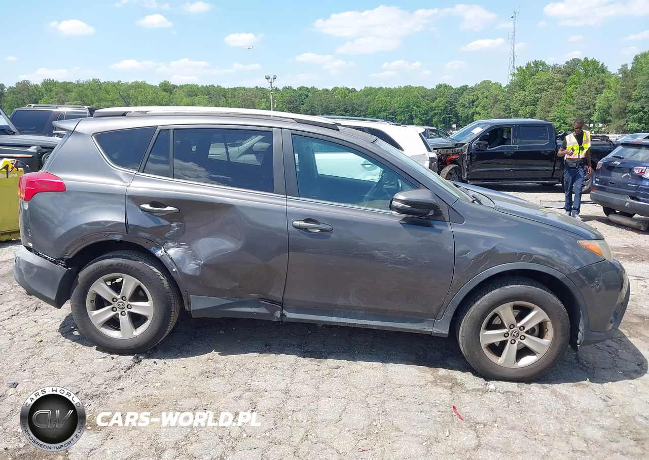 2015 Toyota Rav4 Xle VIN:2T3WFREV7FW190062 - 13